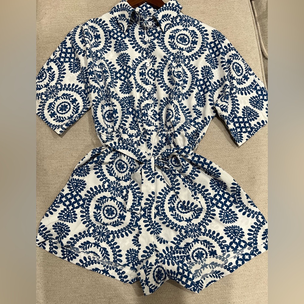 Stylish Kids Dress with Blue Floral Pattern